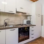 Amazing In Mundanije