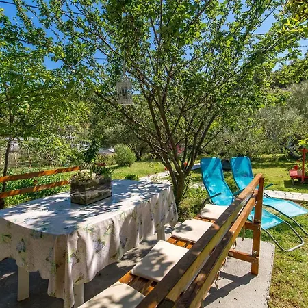 Stunning In With Kitchen *