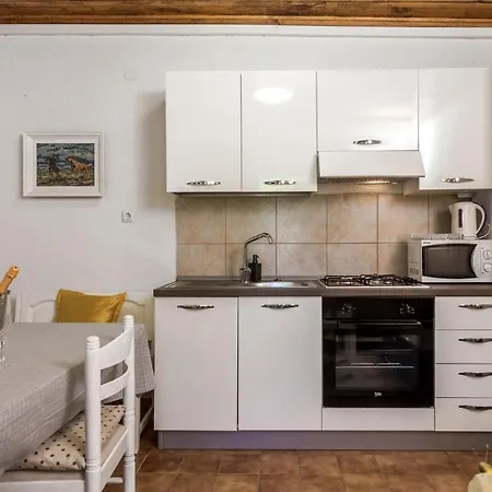 Stunning In With Kitchen *