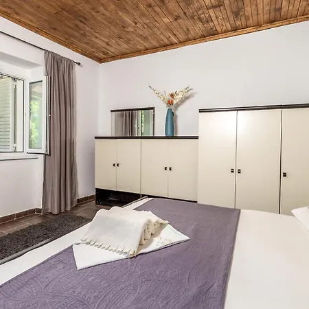 Amazing In Apartmán Mundanije